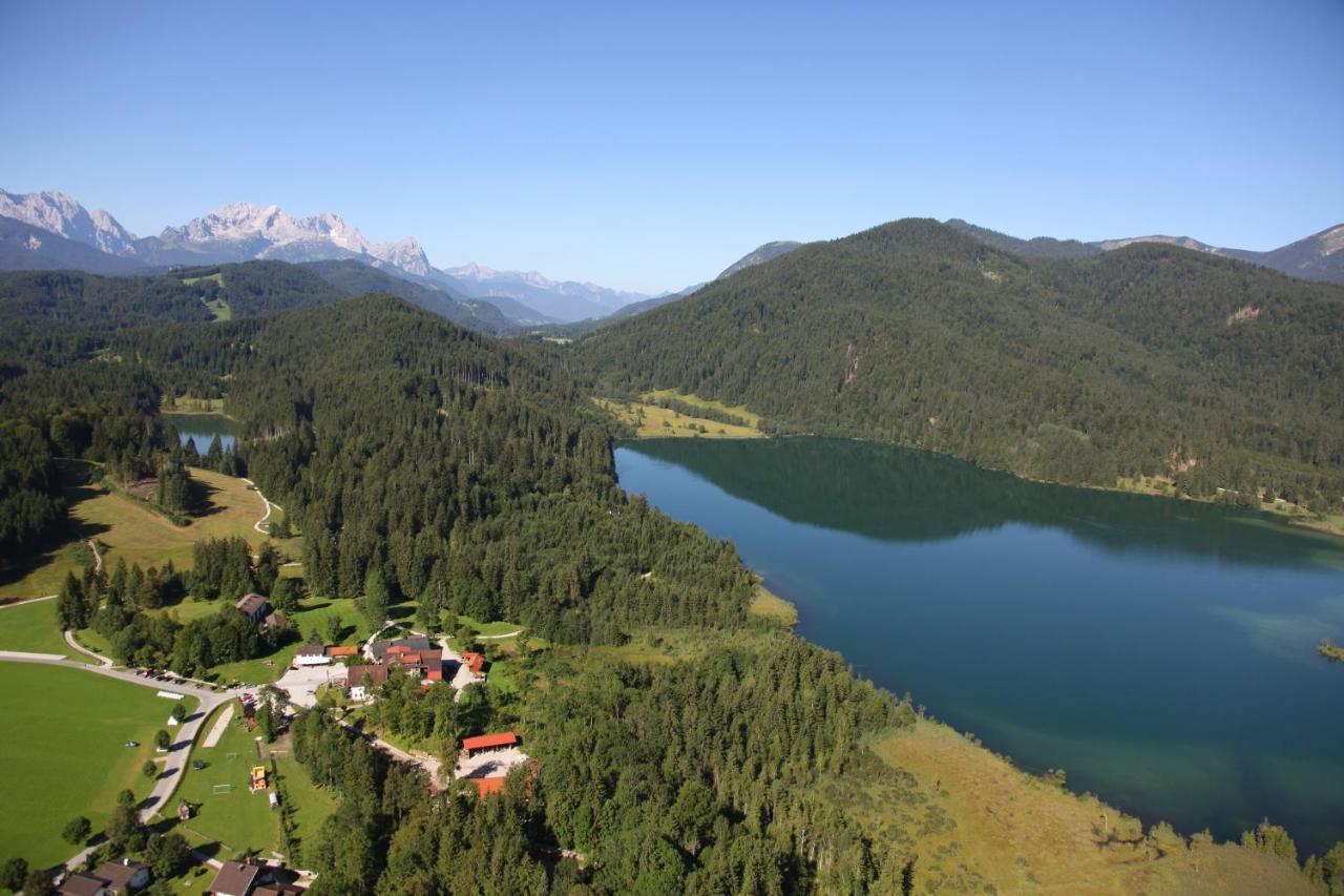 Ferienhotel Barmsee Krün Екстериор снимка